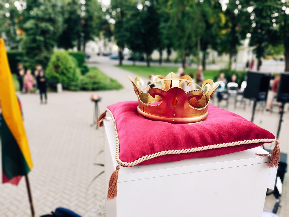 Pirmieji pasitikome Valstybės dieną!